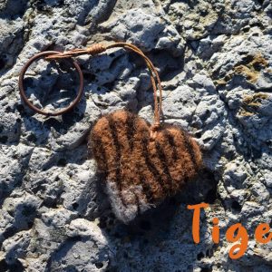 tiger keyring gift heart