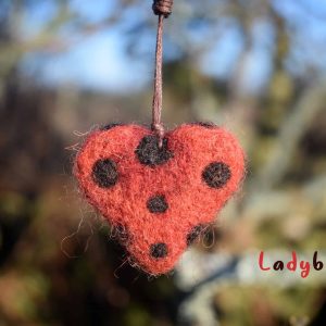 ladybug keyring heart wool handmade gift