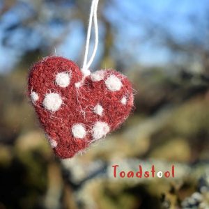 toadstool keyring heart wool handmade gift