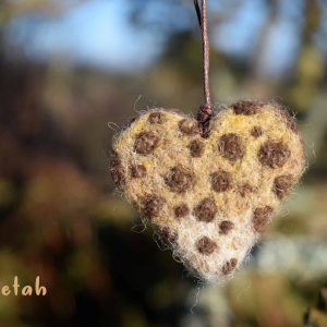 cheetah pattern keyring gift heart handmade wool